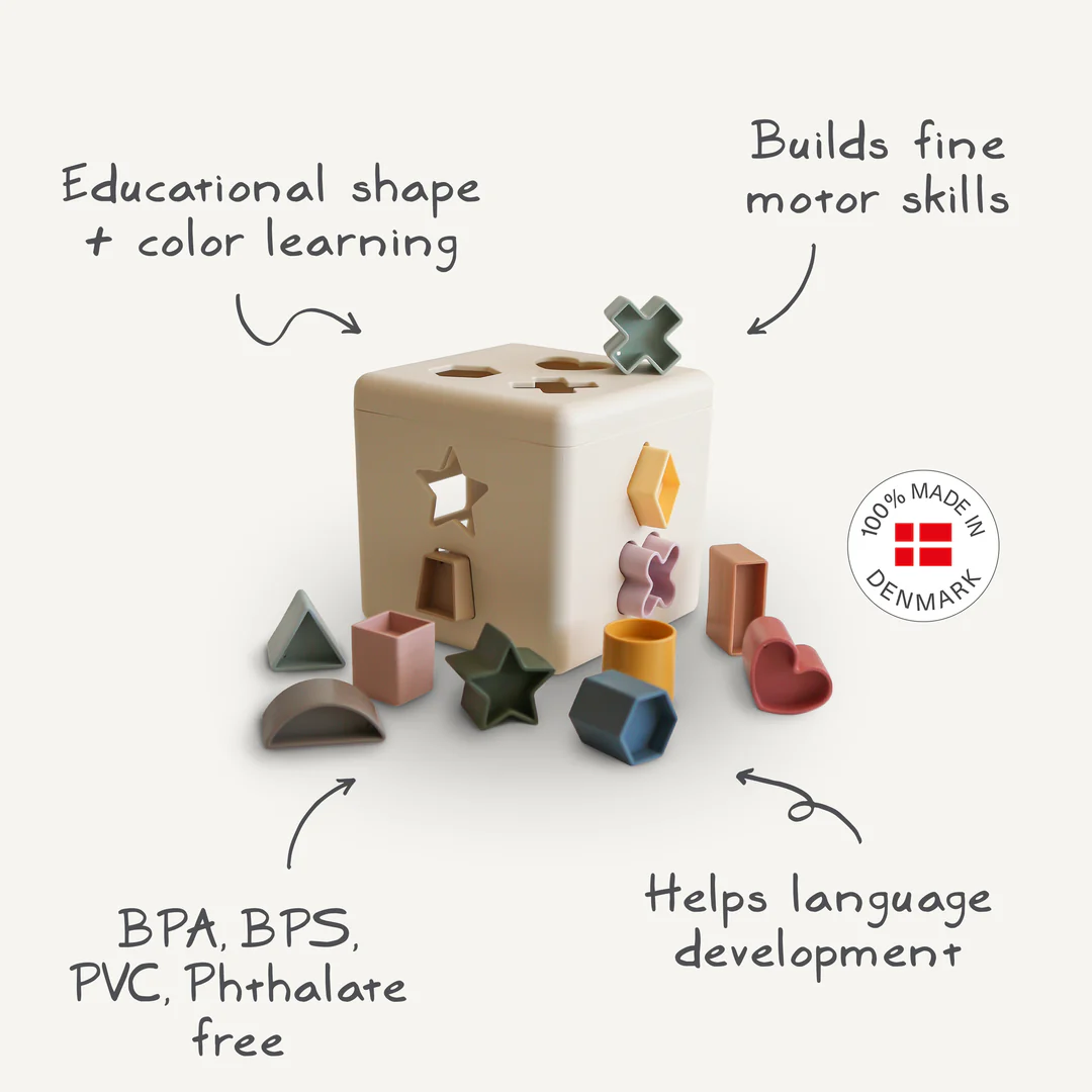 Shape Sorting Box - Mushie - Image 3